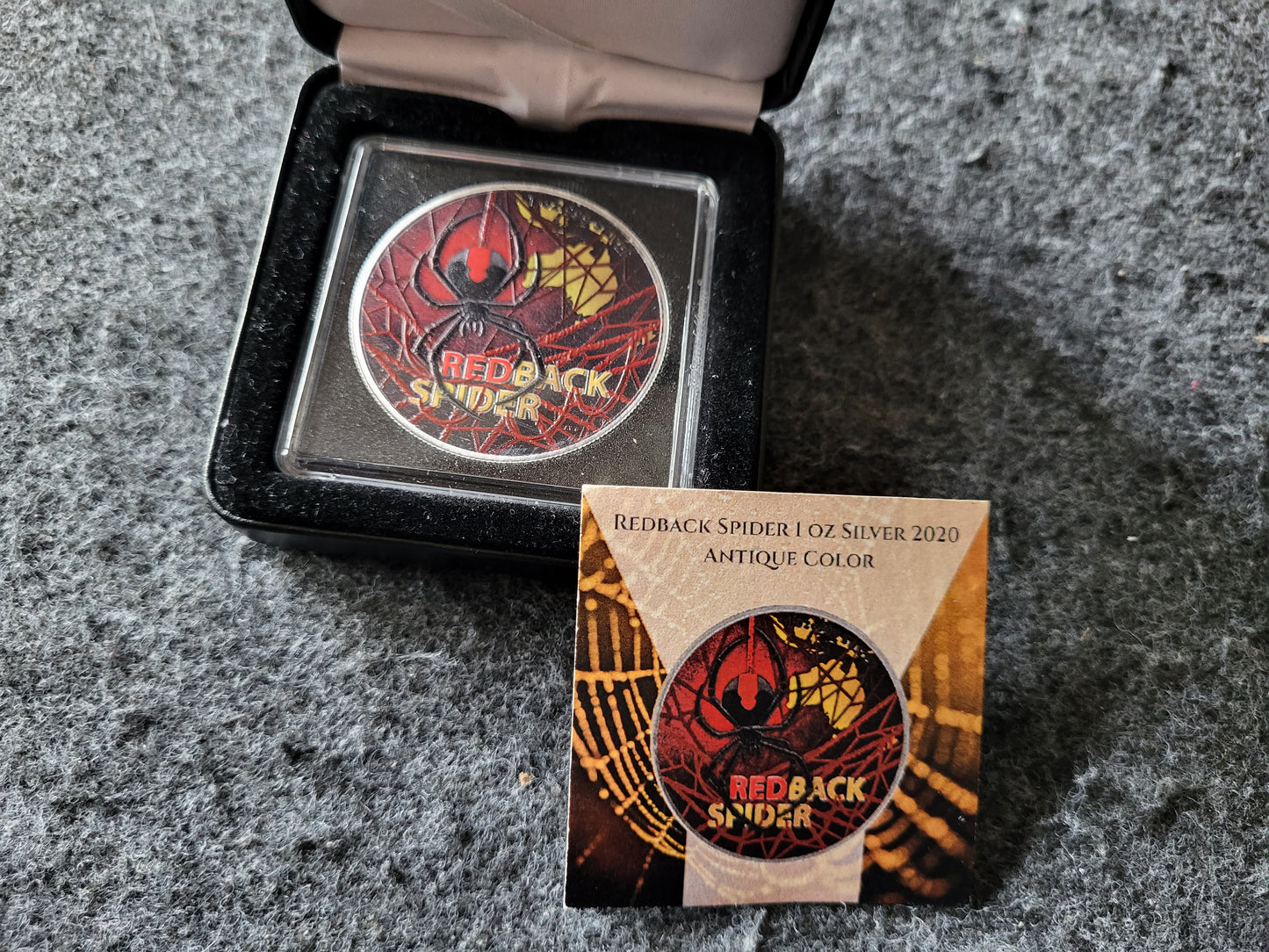 1oz Silber Australias Most Dangerous Redback Spider Coloriert Antik Finish