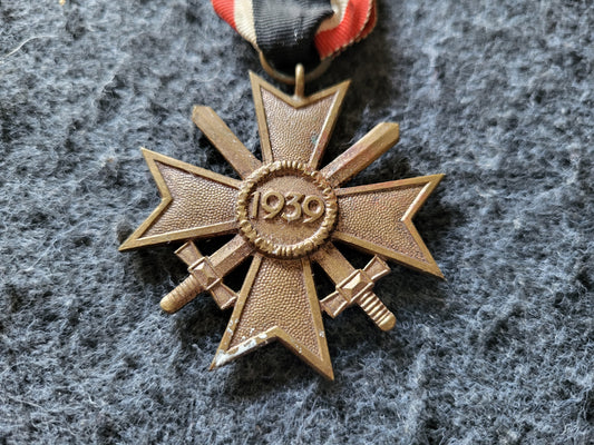Kriegsverdienstkreuz mit Schwertern 2. Klasse