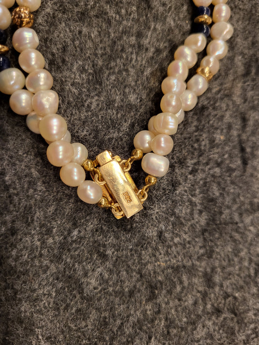 Perlen Armband mit kleinen Saphir Perlen, Gold Perlen und 585er Gelbgold Verschluss