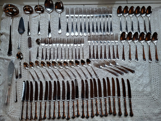 Silberbesteck Wilkens 800er Silber, über 5.500g. 12 Personen