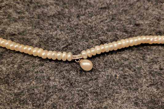 Perlenkette mit natürlichen Perlen und 925er Silber Verschluss